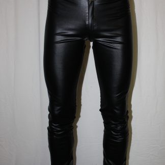 Miesten keinonahkahousut pillilahkeilla